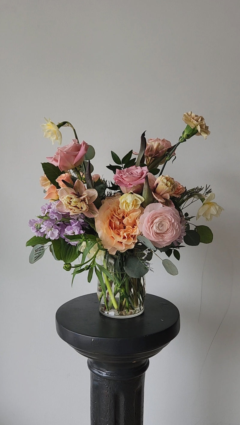 MOTHER'S DAY Seasonal Vase Arrangement (May 10-12)